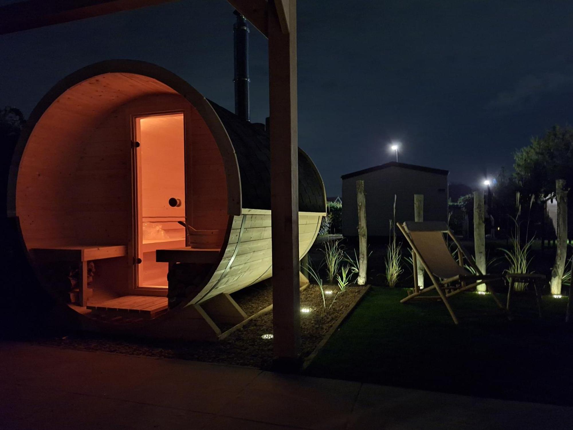 'Relax Lodge Sea' - Wellness Lodge In Zeeland - Private Sauna - Airco - Garden - Outdoor Swimming Pool - Free Wifi, Towels & Bed Linen Heinkenszand Exterior foto